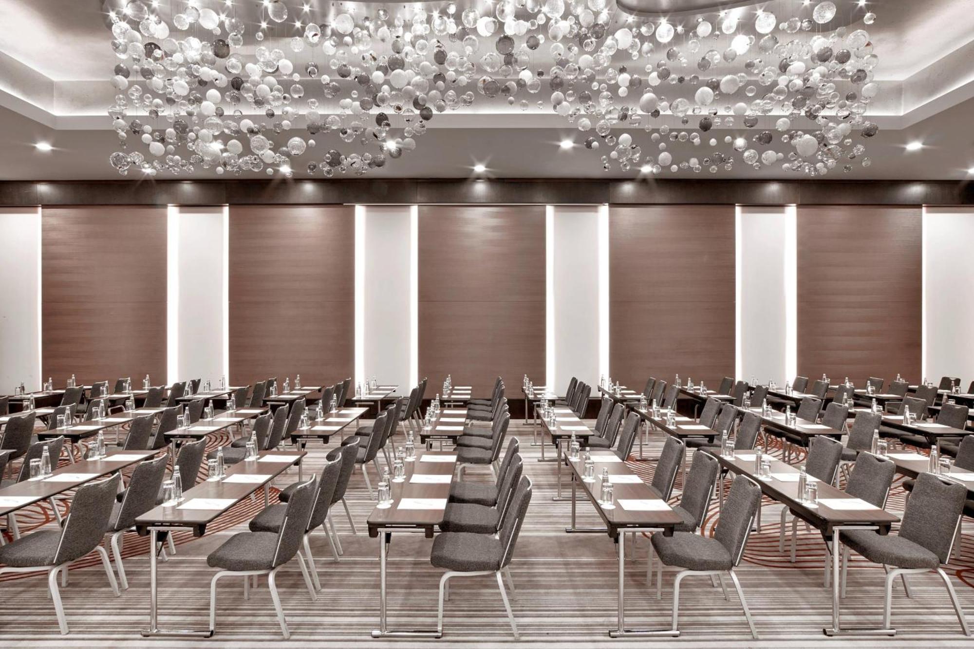Le Meridien Istanbul Etiler Istambul Exterior foto